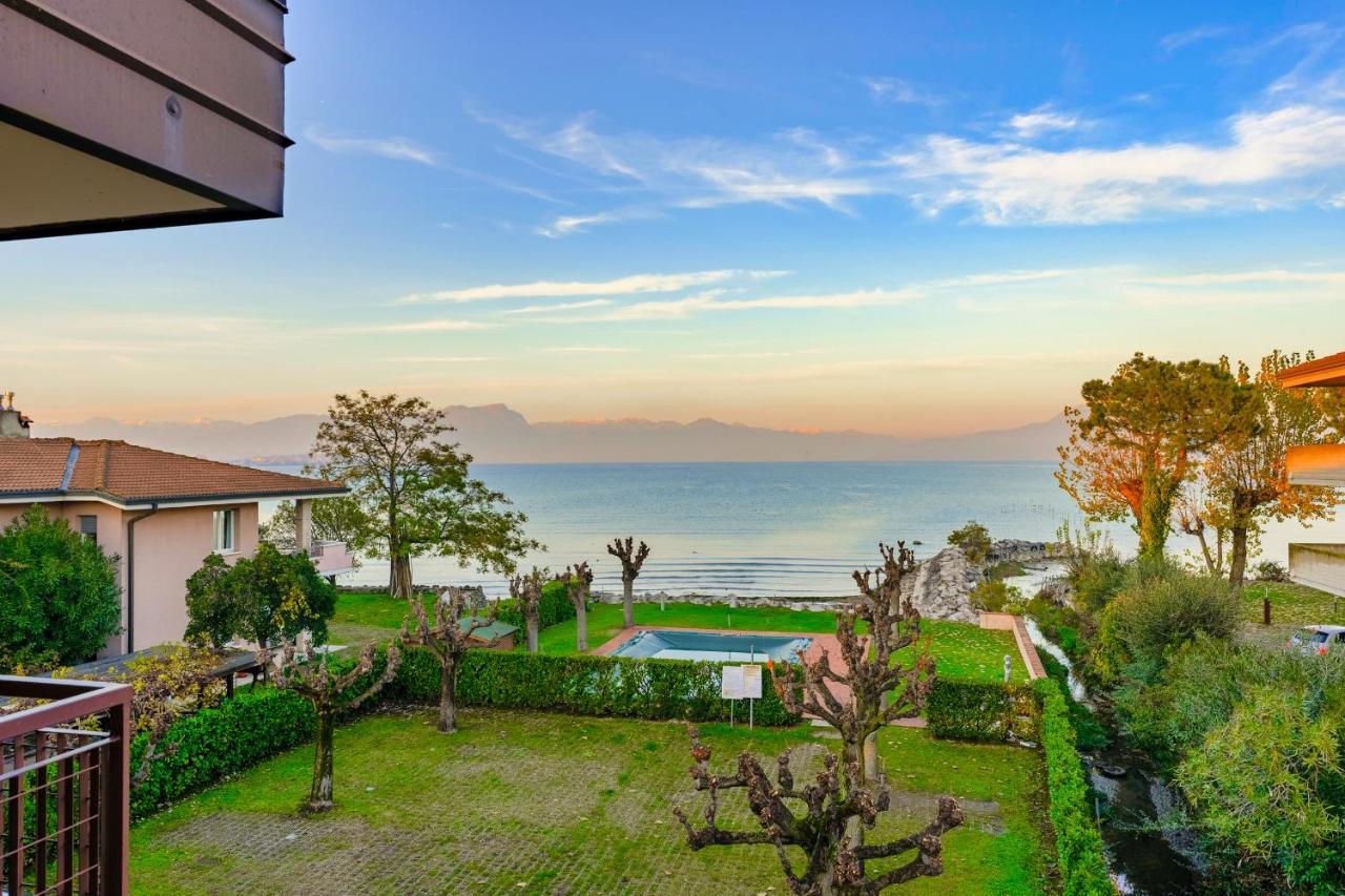 Casa Lugana 19 - Monolocale Con Piscina Direttamente A Lago Sirmione Eksteriør bilde